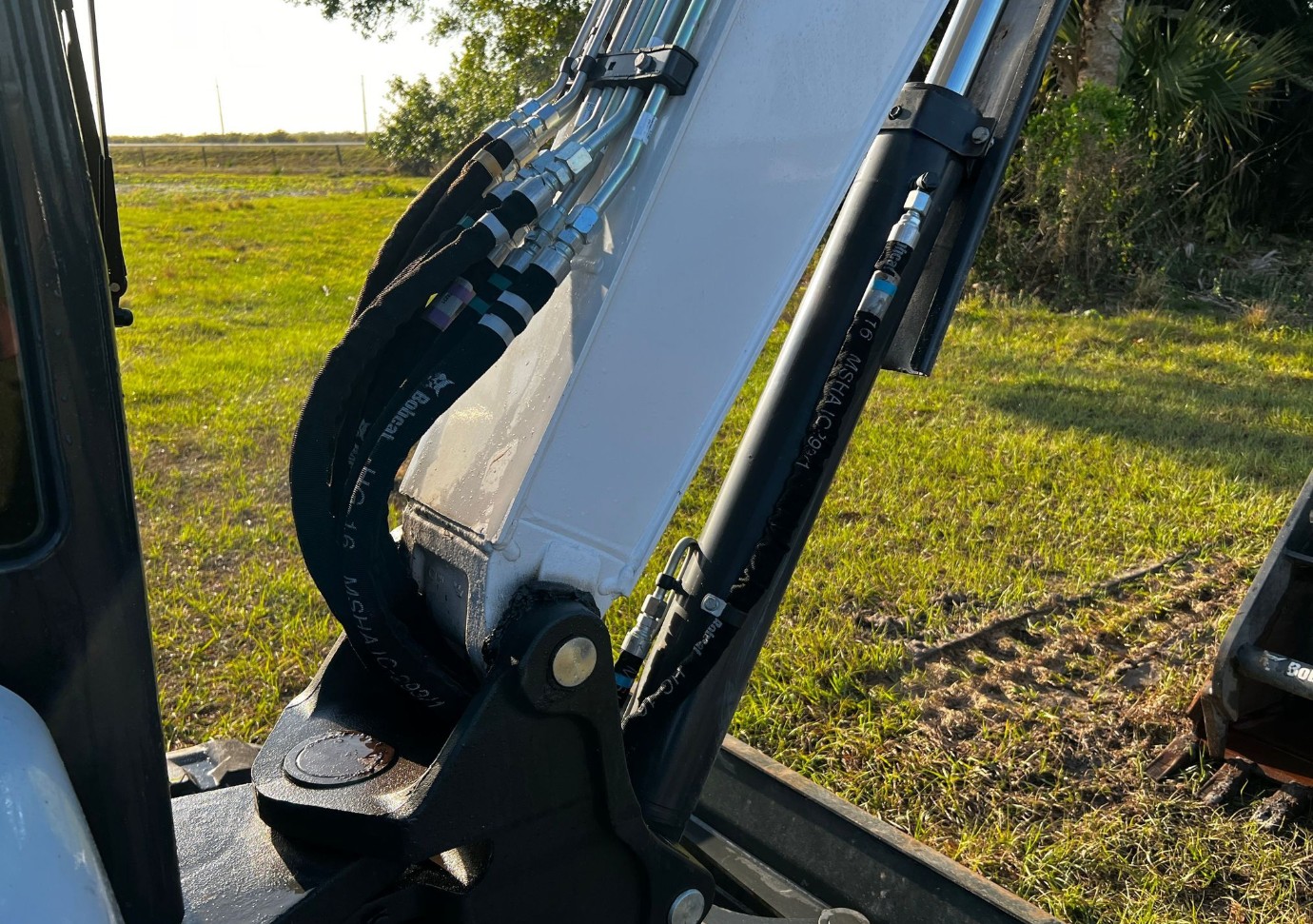 2022 BOBCAT E50 MINI EXCAVATOR  - Image 15