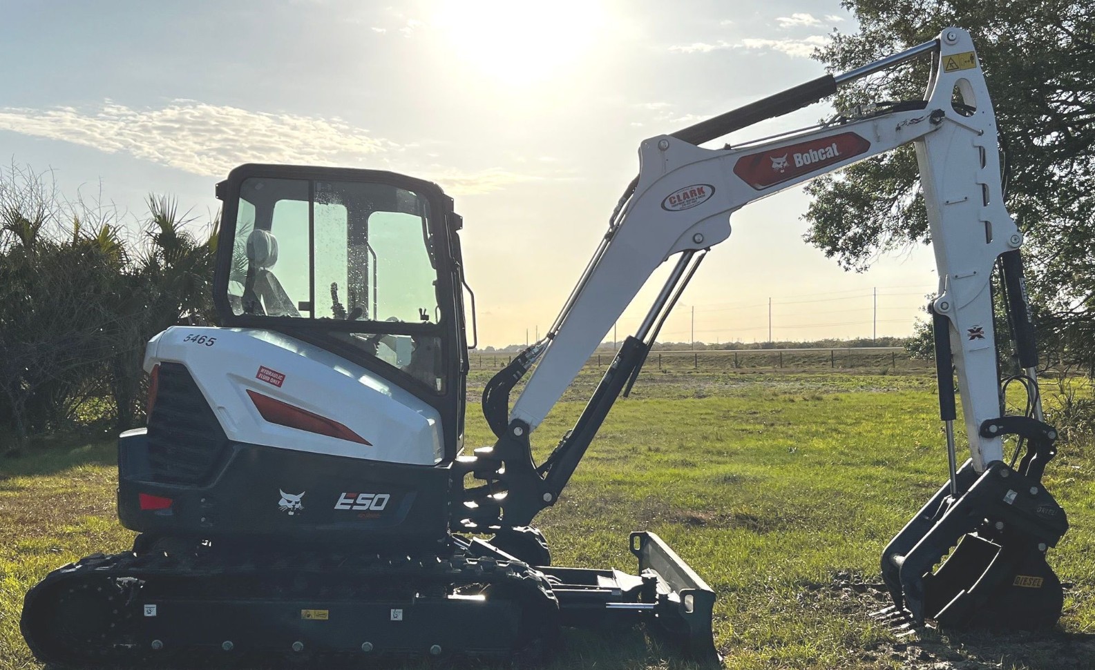 2022 BOBCAT E50 MINI EXCAVATOR  - Image 3