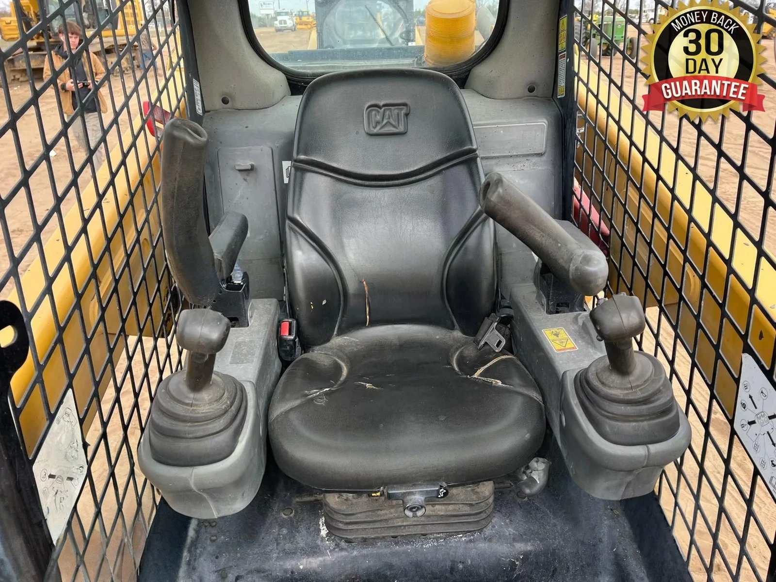2017 CATERPILLAR 242D SKID STEER - Inventory #91820 - Image 12