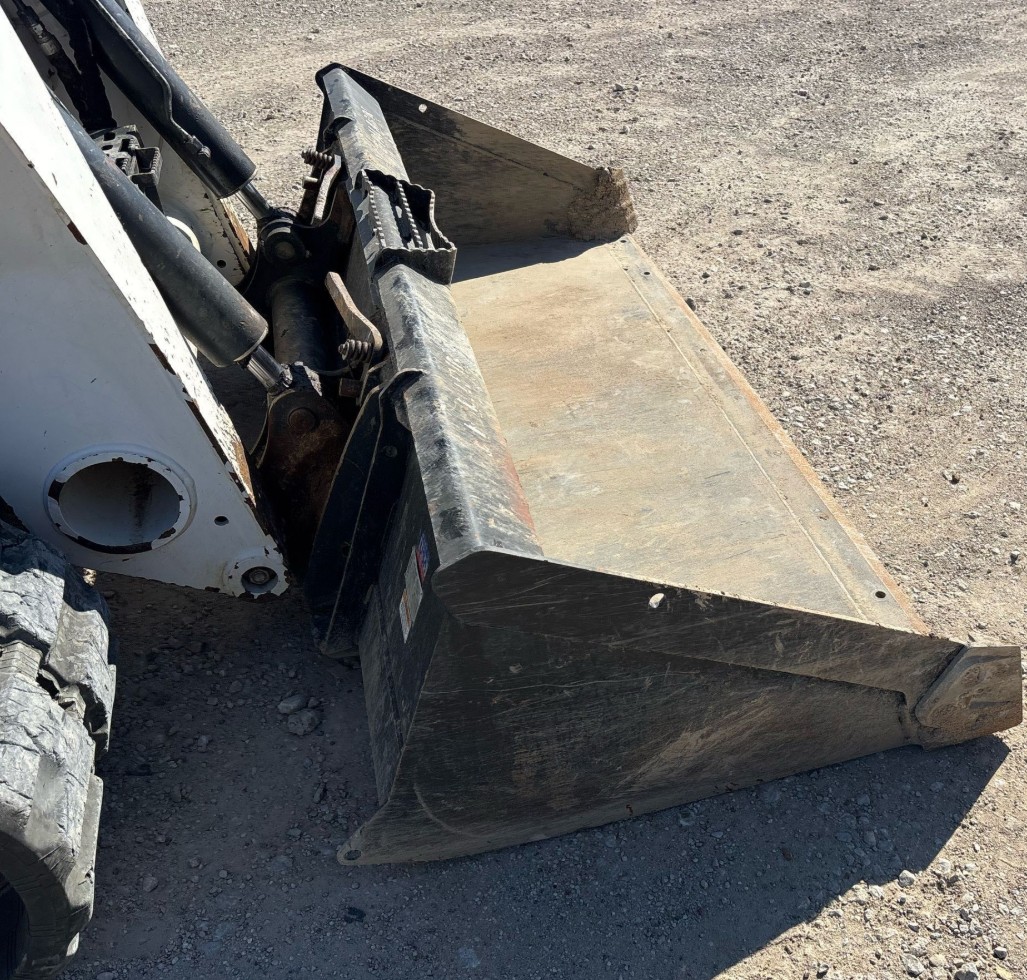 2022 BOBCAT T870 TRACKED SKID STEER LOADER  - Image 10
