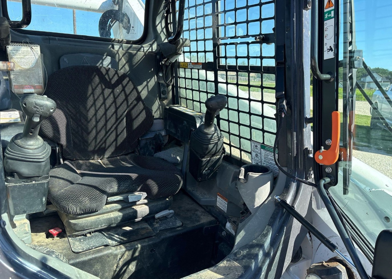 2022 BOBCAT T870 TRACKED SKID STEER LOADER  - Image 12