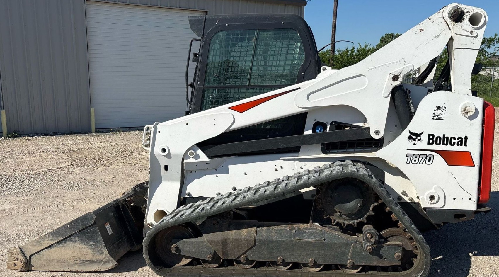 2022 BOBCAT T870 TRACKED SKID STEER LOADER  - Image 8