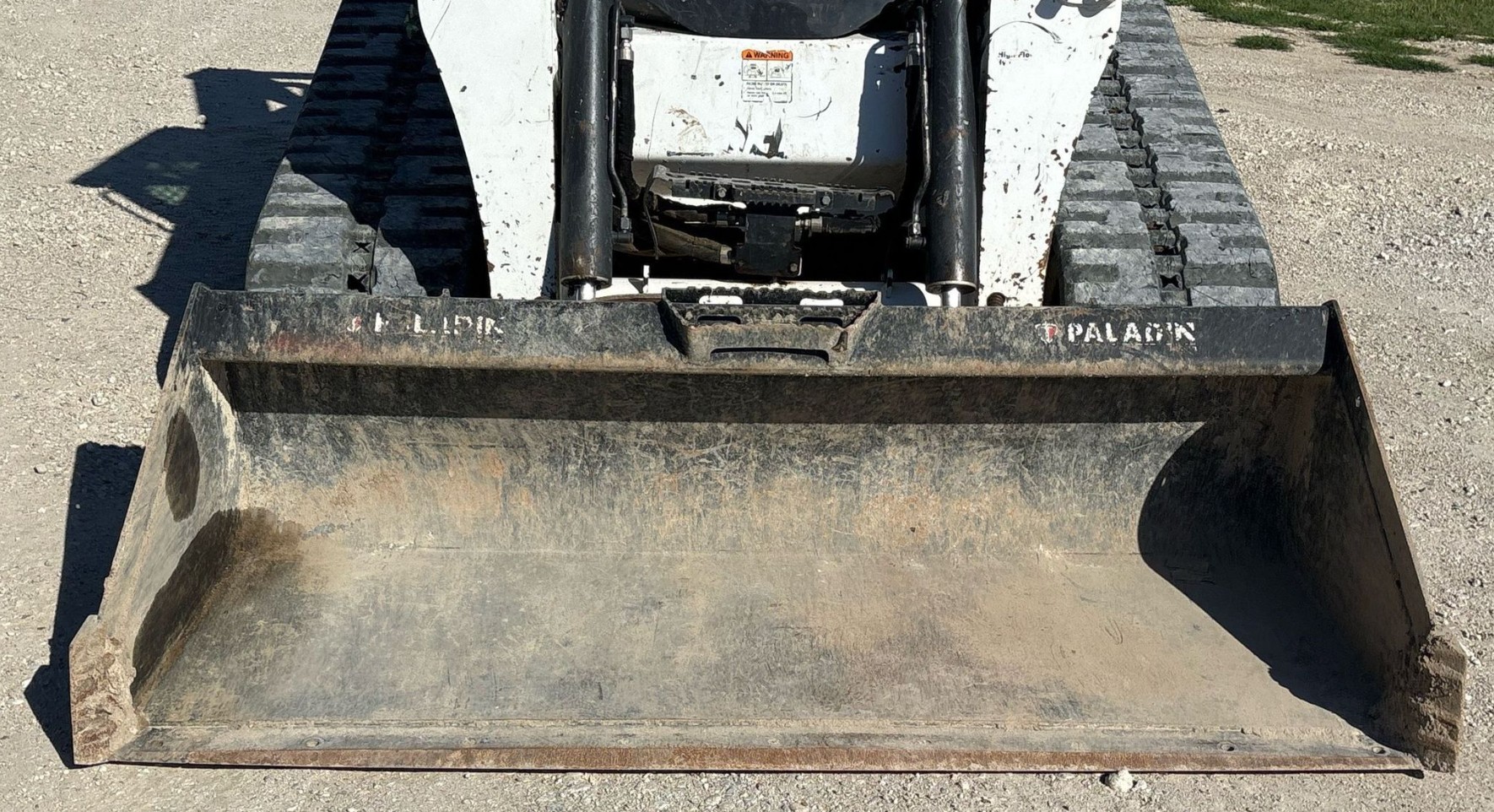 2022 BOBCAT T870 TRACKED SKID STEER LOADER  - Image 9