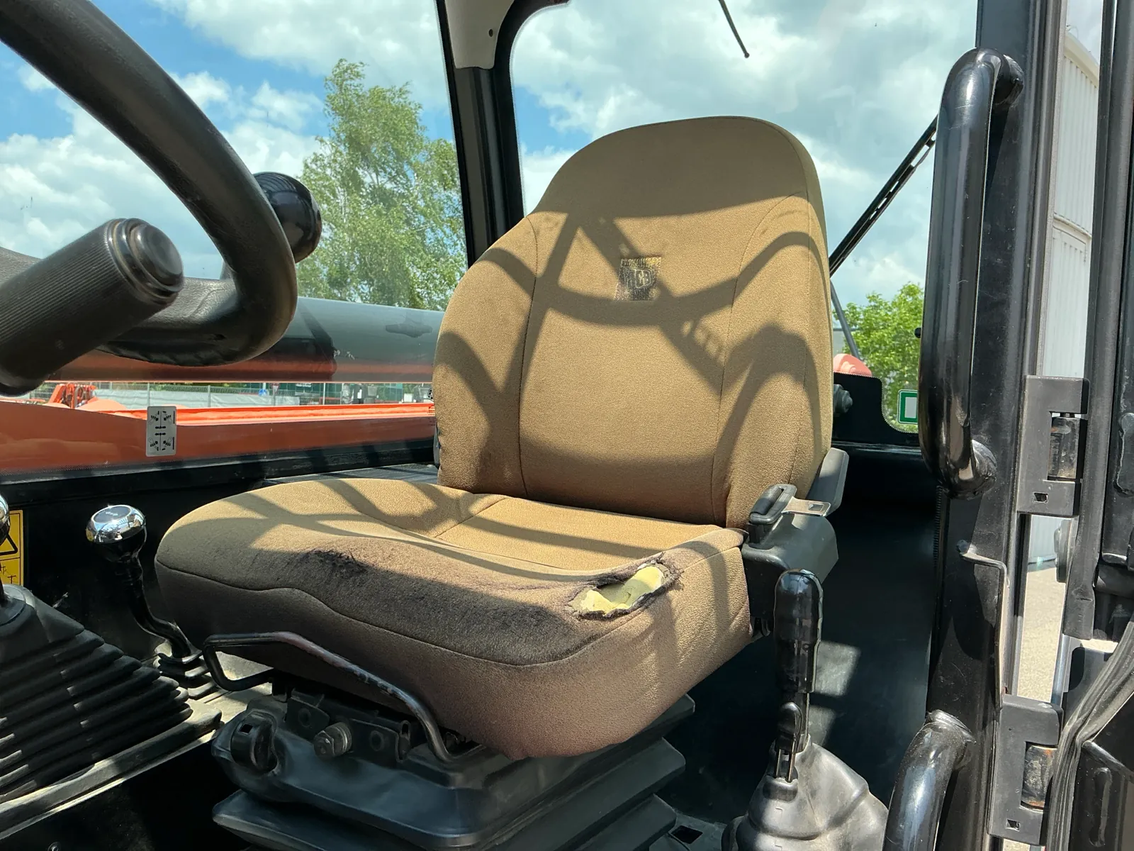 2018 KUBOTA SVL95-2S SKID STEER  - Image 16