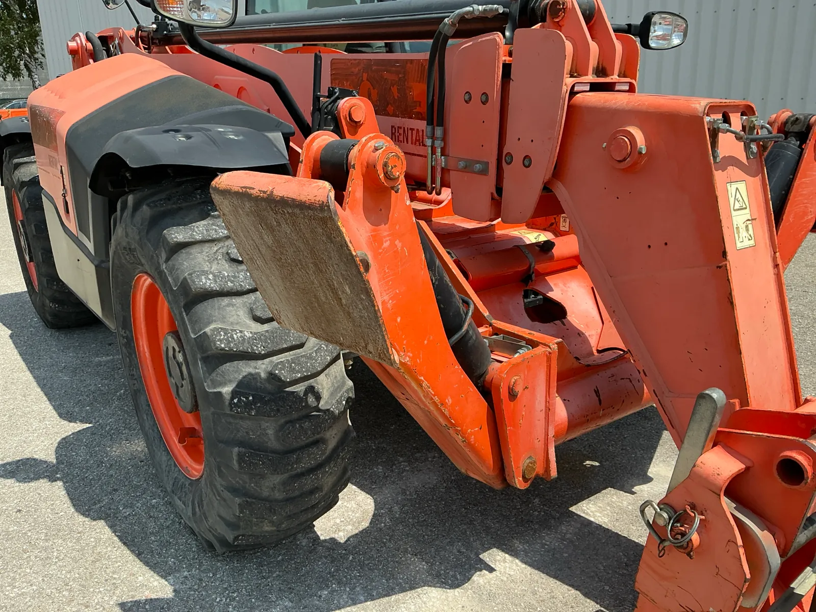2018 KUBOTA SVL95-2S SKID STEER  - Image 2