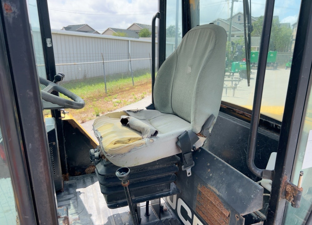 2019 JCB 930 6,000 LBS ROUGH TERRAIN FORKLIFT ENCLOSED CAB LIFT TRUCK  - Image 10