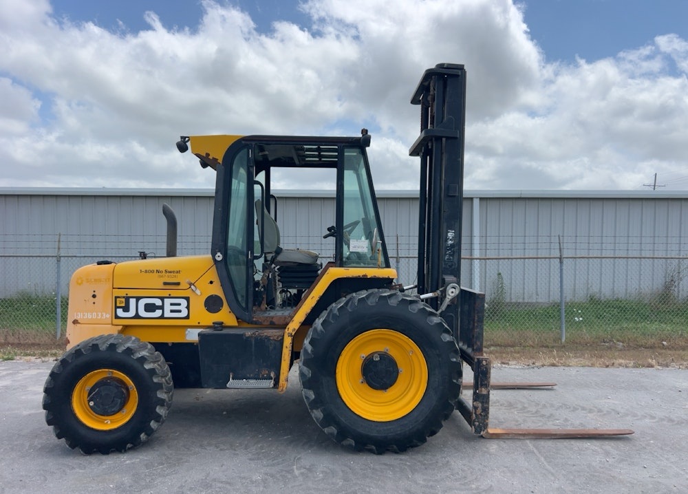 2019 JCB 930 6,000 LBS ROUGH TERRAIN FORKLIFT ENCLOSED CAB LIFT TRUCK  - Image 12