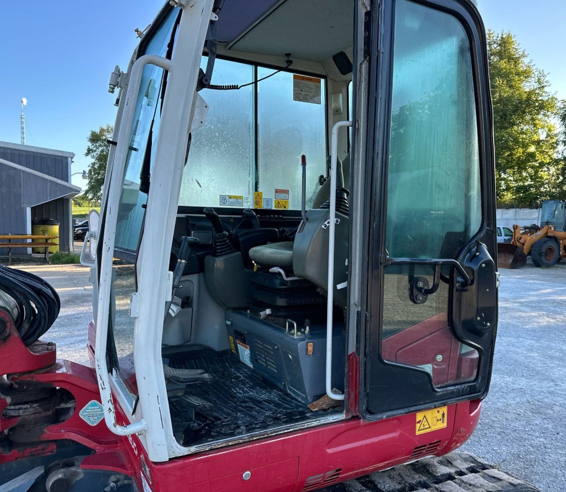 2016 TAKEUCHI TB260 MINI EXCAVATOR -  - Image 15