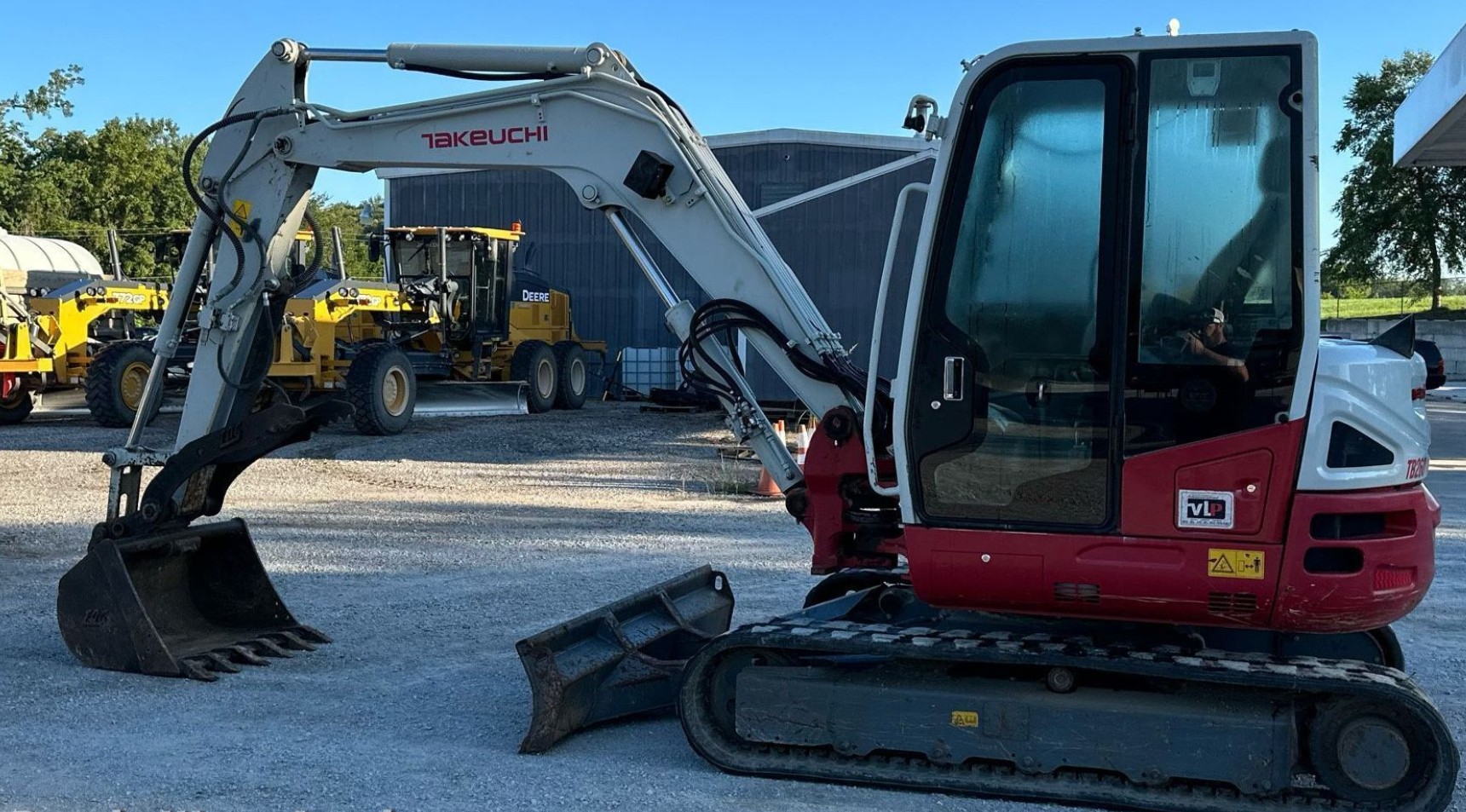 2016 TAKEUCHI TB260 MINI EXCAVATOR -  - Image 6