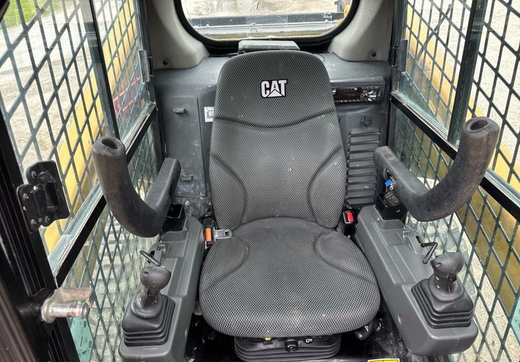2020 CATERPILLAR 262D3 SKID STEER LOADER  - Image 17