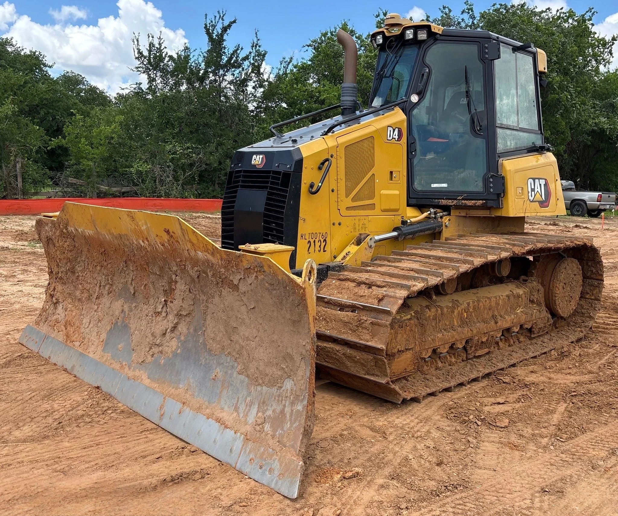 2023 CATERPILLAR D4 LGP DOZER  - Image 5