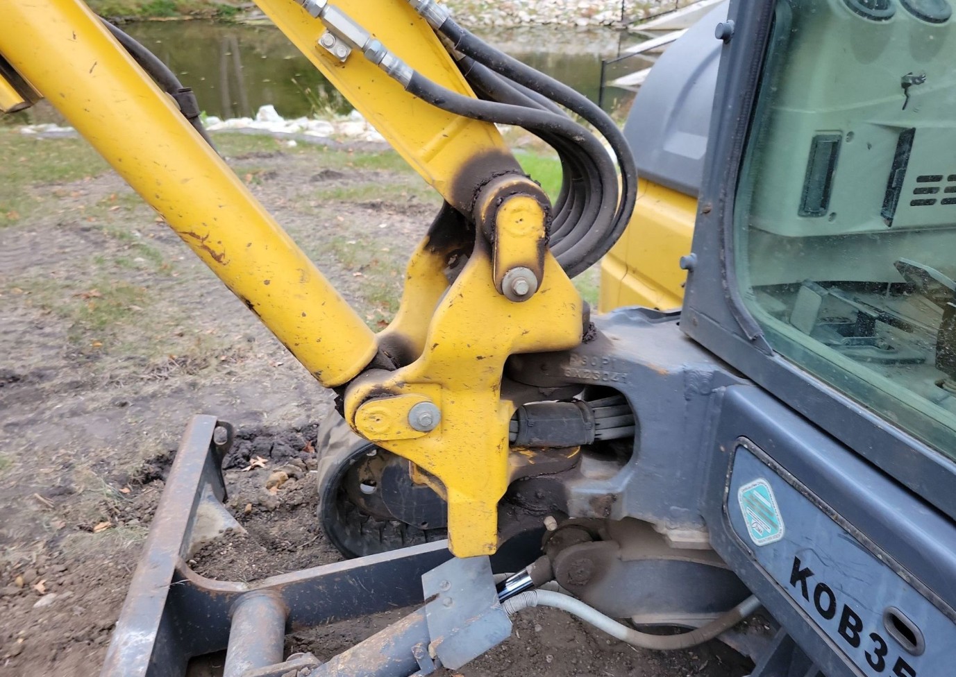 2014 KOBELCO SK55SRX-6E MINI EXCAVATOR  - Image 6