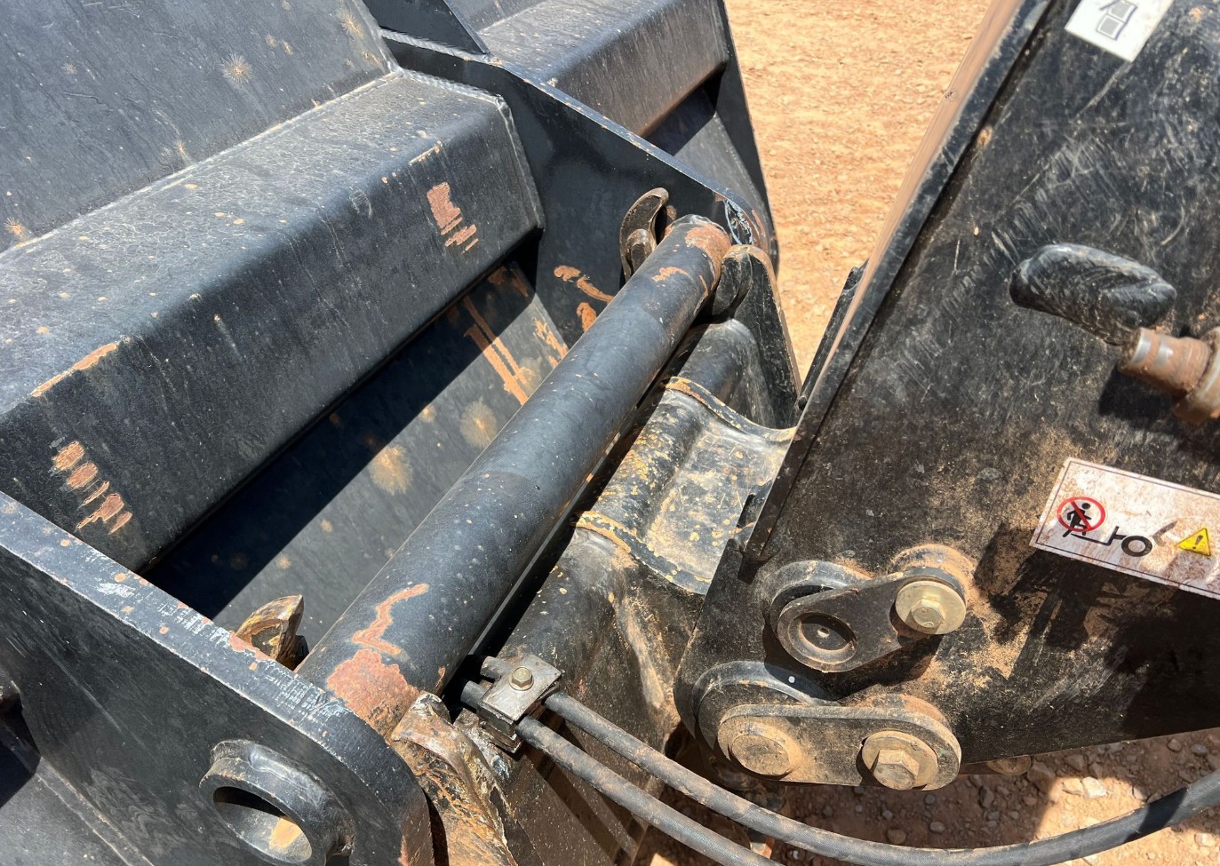 2017 MANITOU MLT840 TELEHANDLER  - Image 10