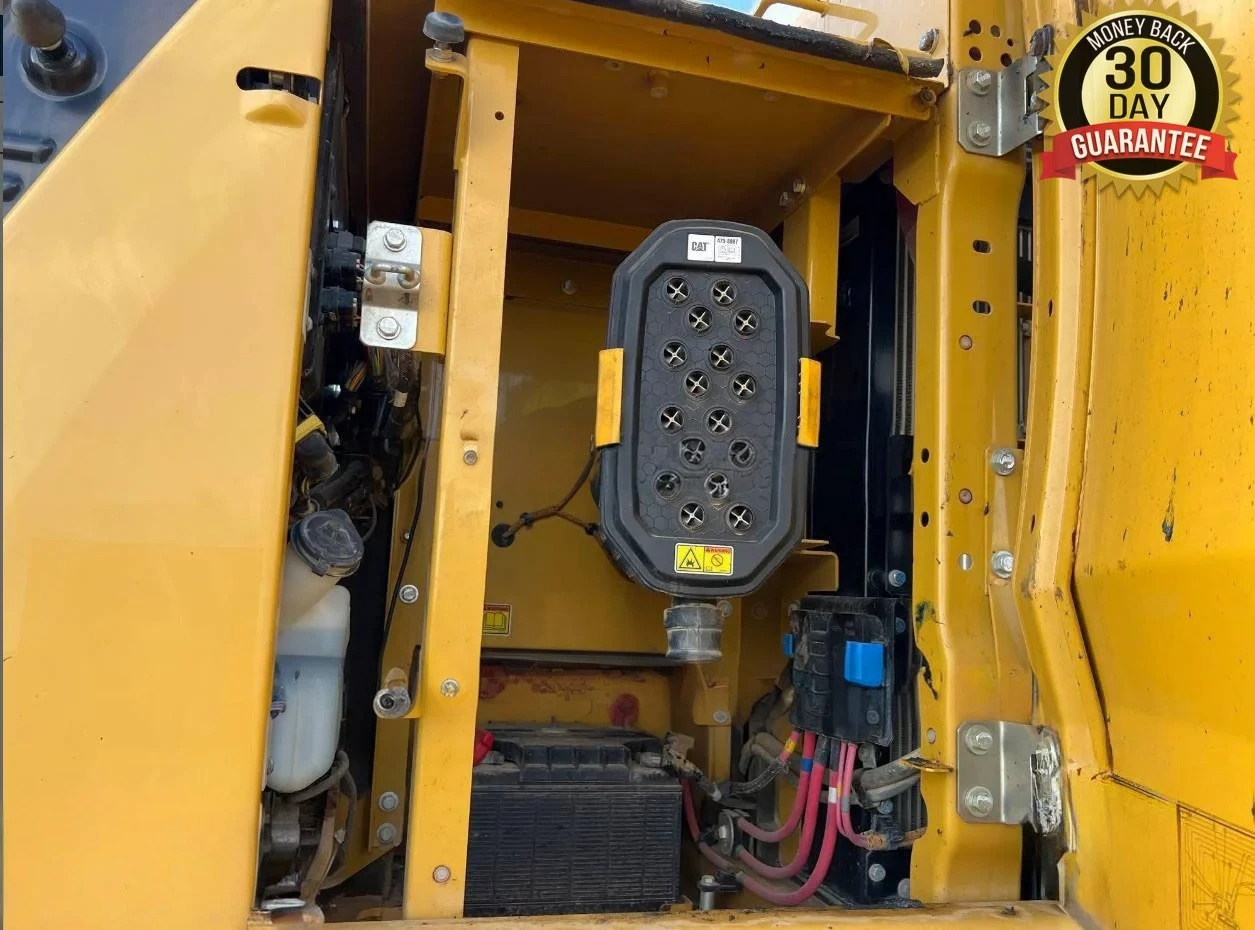 2018 CATERPILLAR 320 EXCAVATOR - Inventory #98453 - Image 4