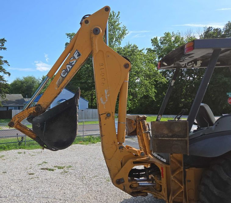 2010 CASE 580M BACKHOE  - Image 17