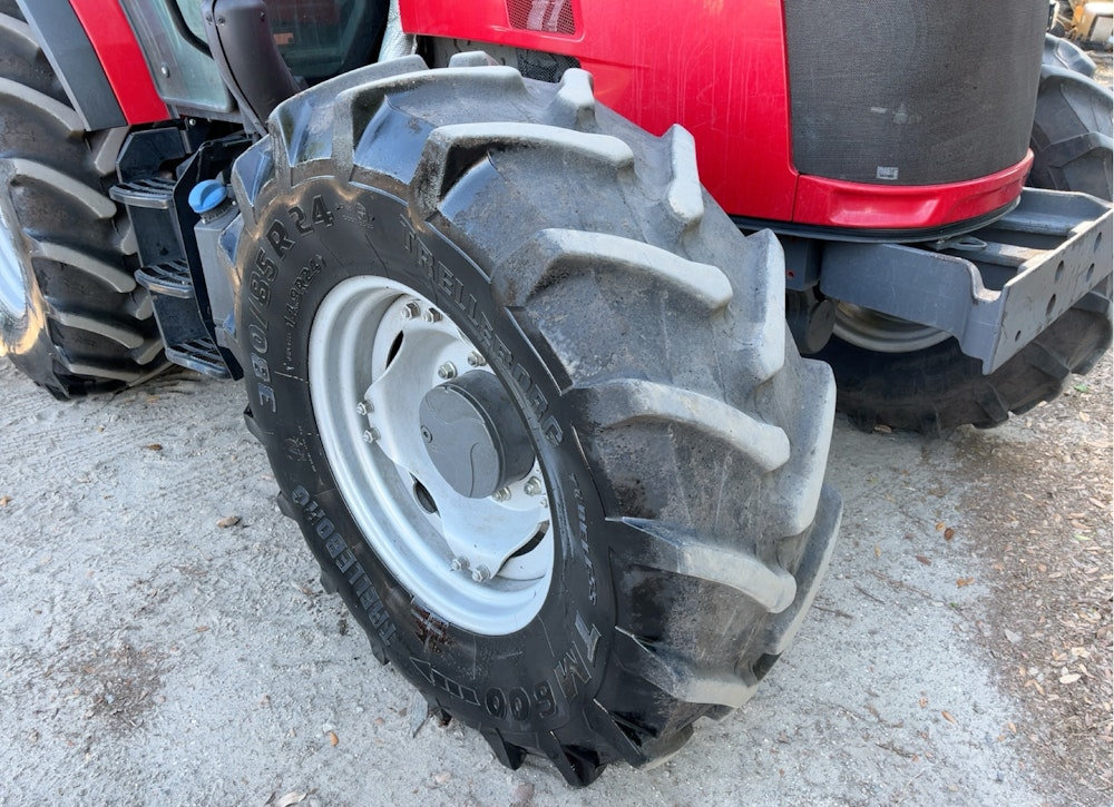2021 MASSEY FERGUSON MF 5711 4WD DIESEL TRACTOR UTILITY AG FARM -  - Image 17
