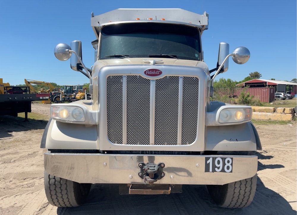 2017 PETERBILT 567 16' TRIA DUMP TRUCK CUMMINS ISX12 AUTO PTO TARP  - Image 16