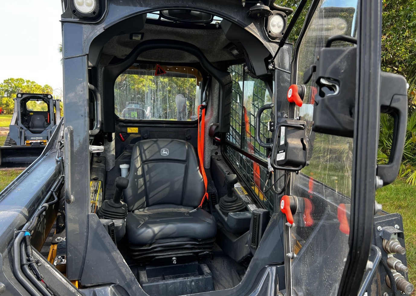 2022 JOHN DEERE 325G TRACKED SKID STEER LOADER  - Image 13