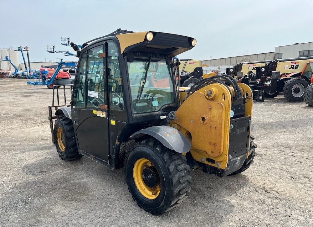 2014 CATERPILLAR TH255C 5.5K TELESCOPIC REACH FORKLIFT CAB TELEHANDLER - Inventory #40329 - Image 3