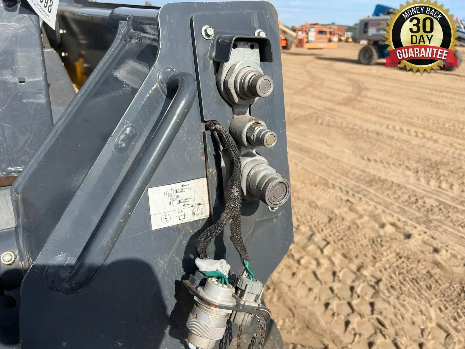 2018 DEERE 324E SKID STEER - Inventory #83420 - Image 11