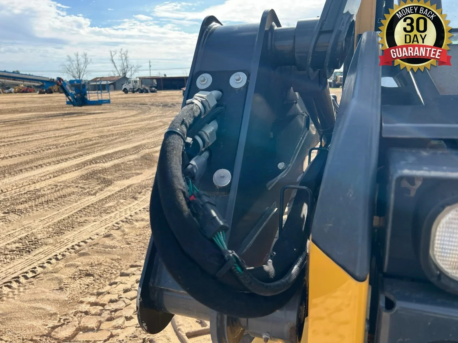 2018 DEERE 324E SKID STEER - Inventory #83420 - Image 9