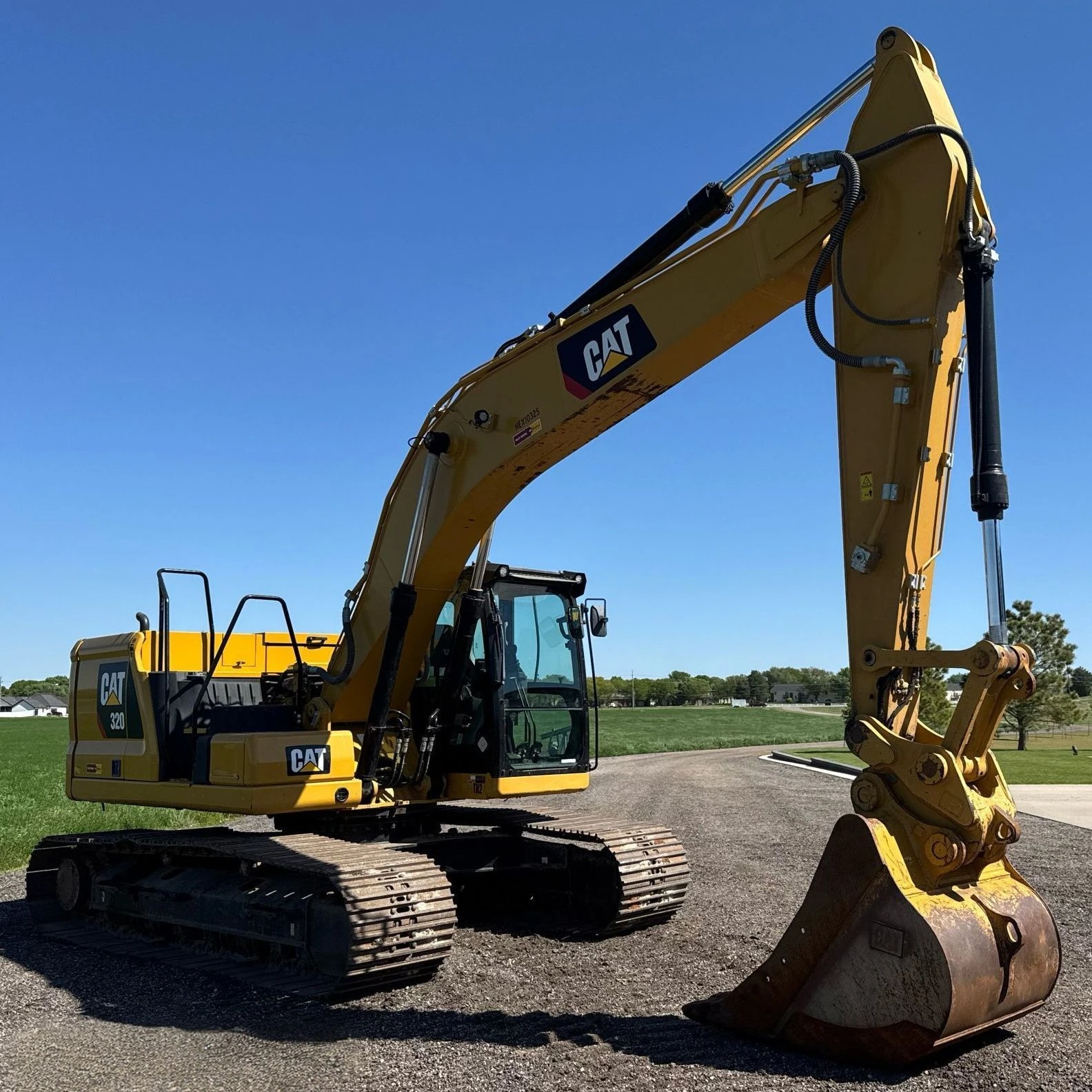 2018 CATERPILLAR 320 EXCAVATOR   - Image 2