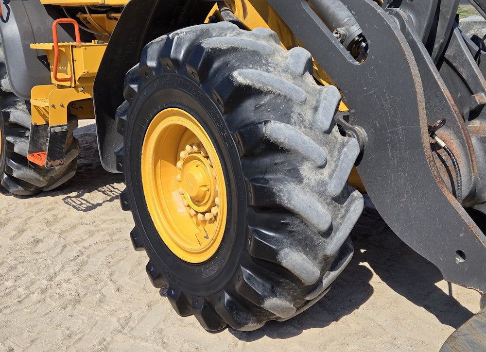 2020 VOLVO L70H ARTICULATING WHEEL LOADER TRACTOR CAB HYD QC 108 - Inventory #38149 - Image 6