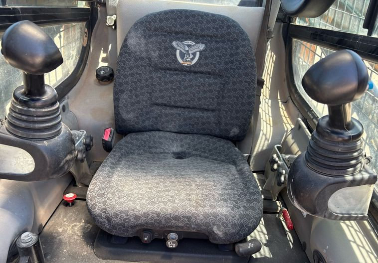 2019 CASE SV340 SKID STEER LOADER  - Image 12